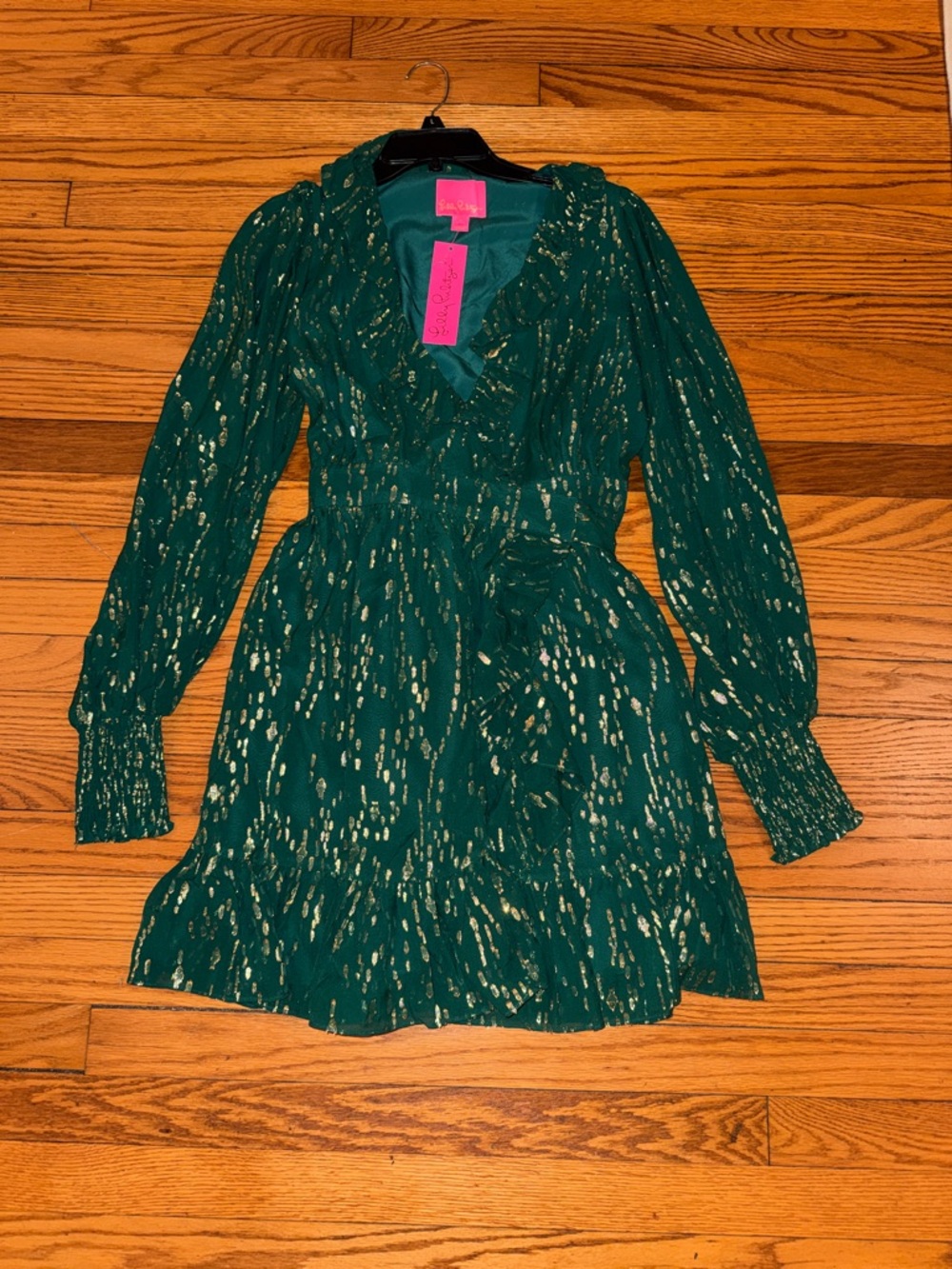 Lilly Pulitzer Birdy Long Sleeve Wrap Dress with Gold details, size 6 NWT!